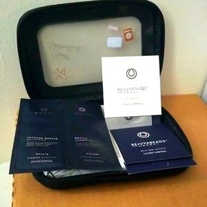 Monat Travel Bag Set
